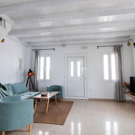 White Wave Villa, 3Min Walk From Beach Kamári Екстериор снимка
