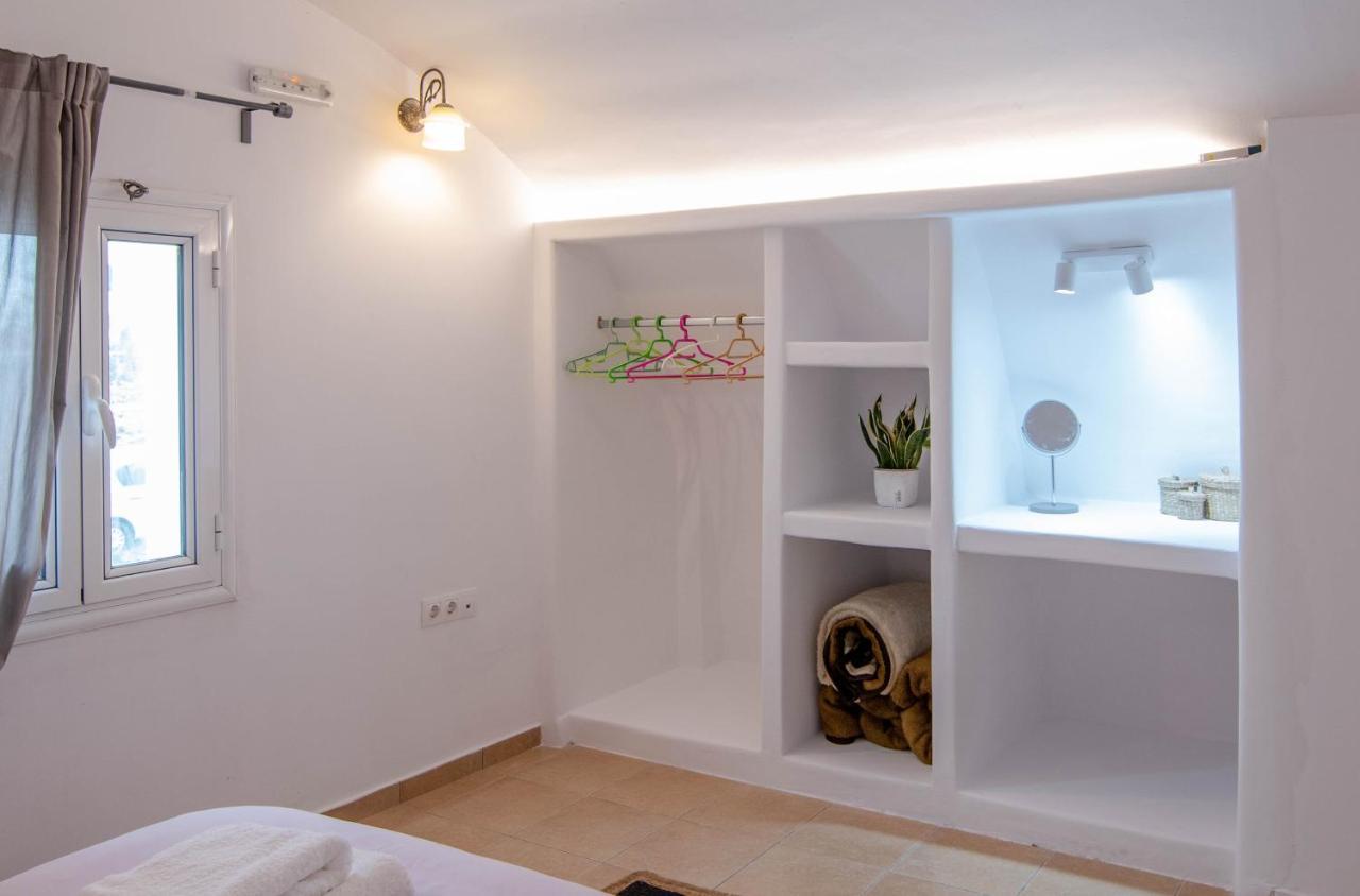 White Wave Villa, 3Min Walk From Beach Kamári Екстериор снимка